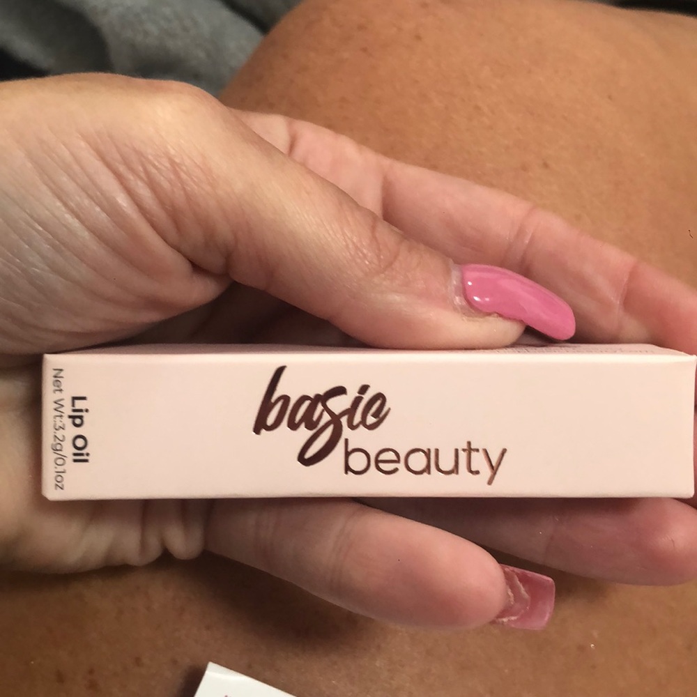 Basic beauty Summer lip oil